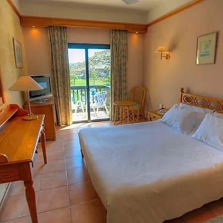St. Patrick's 4* Xlendi