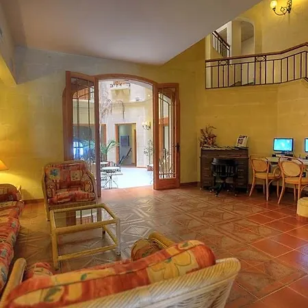 Hotel St. Patrick's 4*