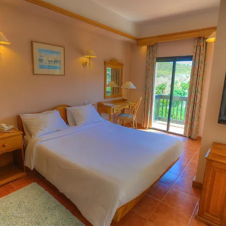 St. Patrick's Hotel 4*