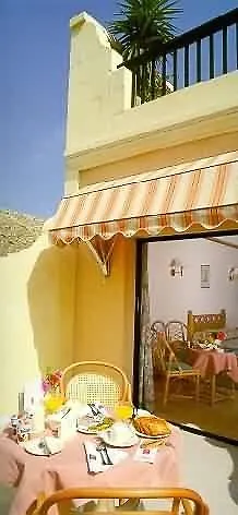 Ξενοδοχείο St. Patrick's 4*