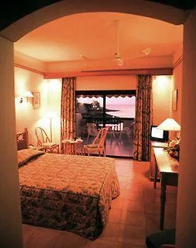 Ξενοδοχείο St. Patrick's 4*